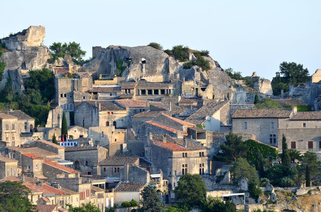 Le Clos Martin Eyragues Exteriör bild
